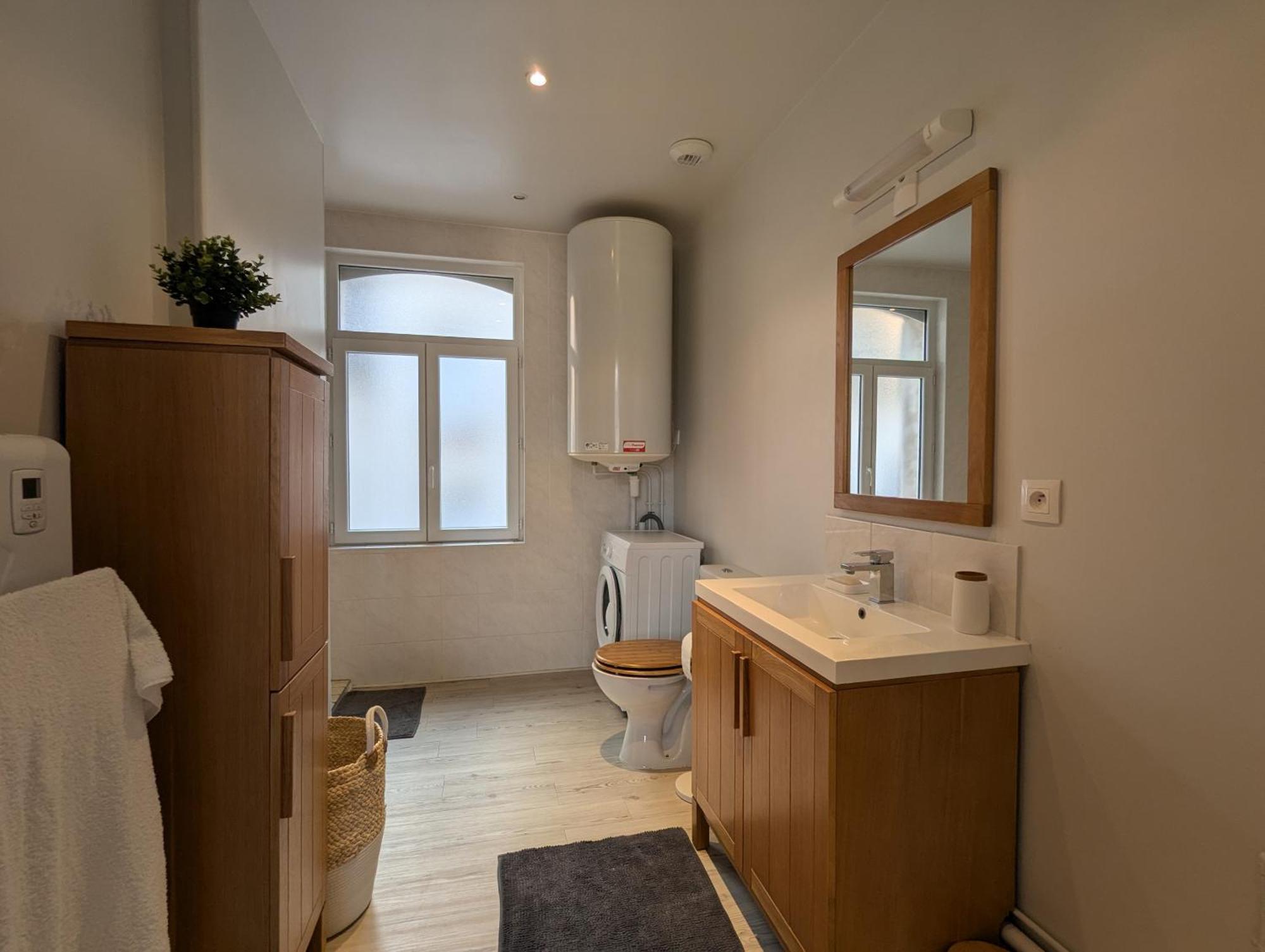 Ferienwohnung Les Betises, Duplex Hyper-Centre Cambrai Exterior foto