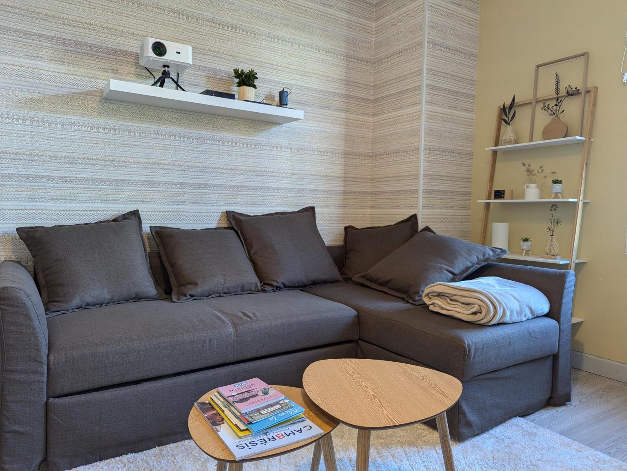 Ferienwohnung Les Betises, Duplex Hyper-Centre Cambrai Exterior foto