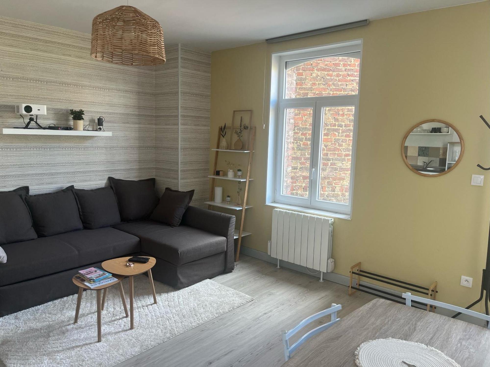 Ferienwohnung Les Betises, Duplex Hyper-Centre Cambrai Exterior foto